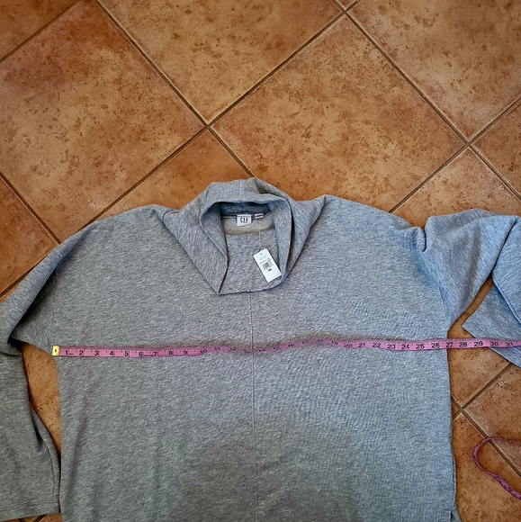 👀50% OFF 🤍NWT‼️ GAP brand Slouchy Turtleneck Sweater - Picture 9 of 9